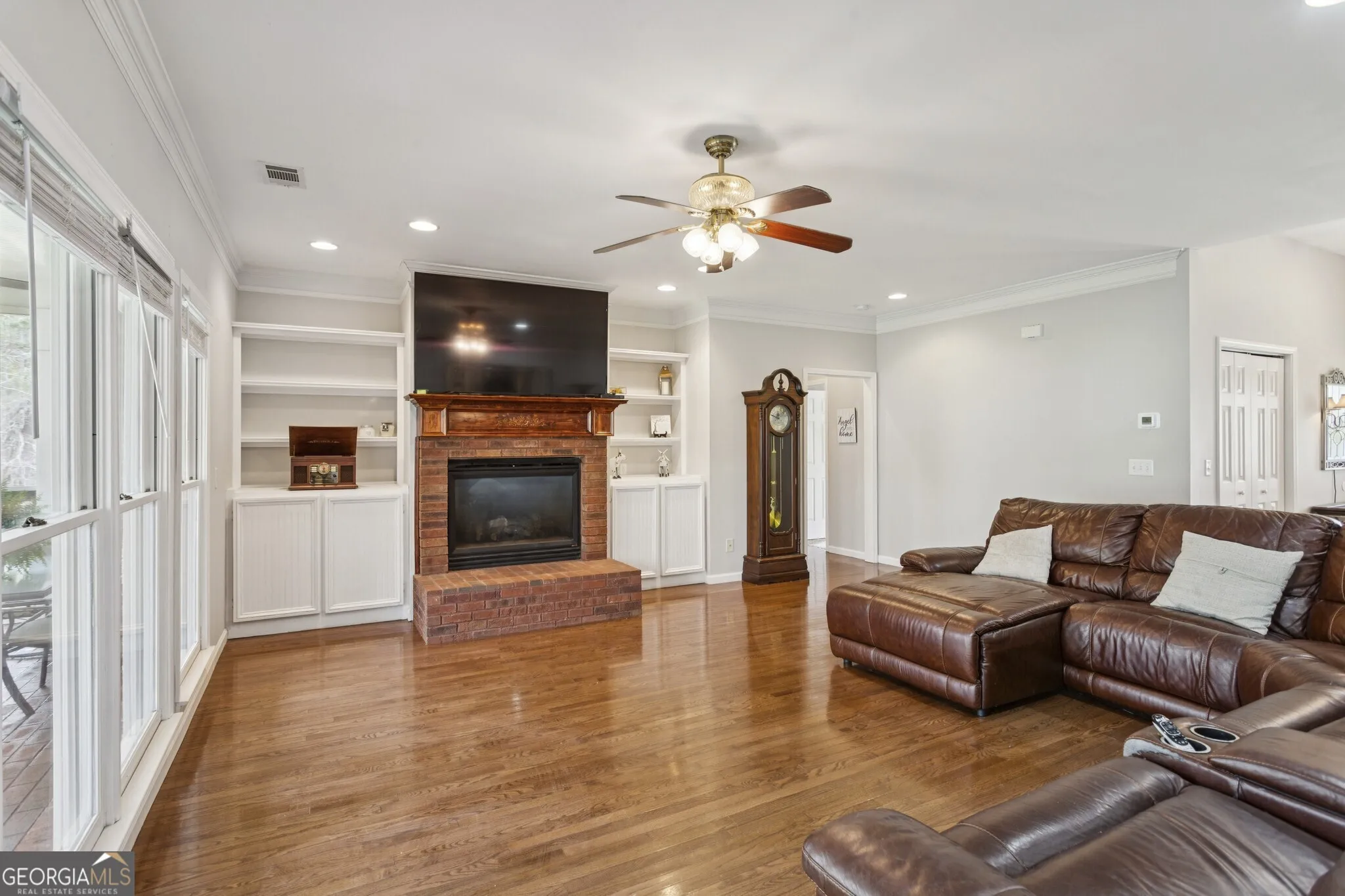 1137 Buchanan Hwy — photo 4 of 49