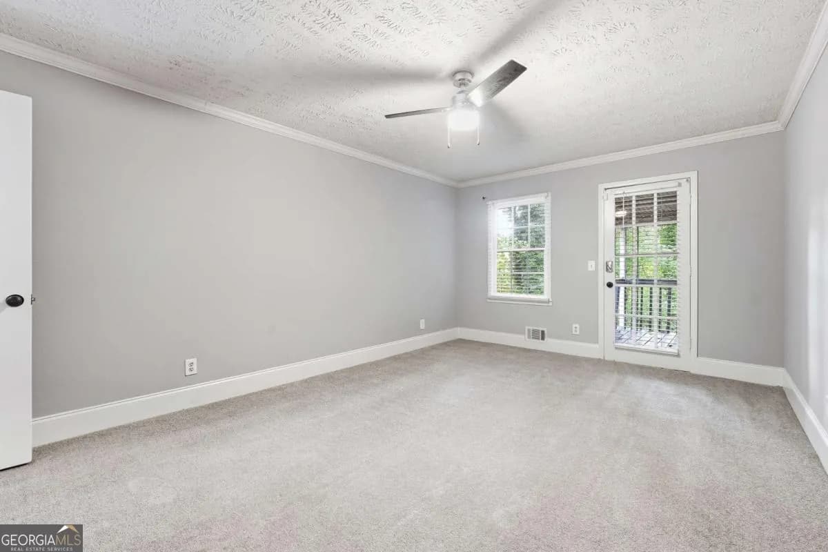 6653 Prinston Cir — photo 15 of 25