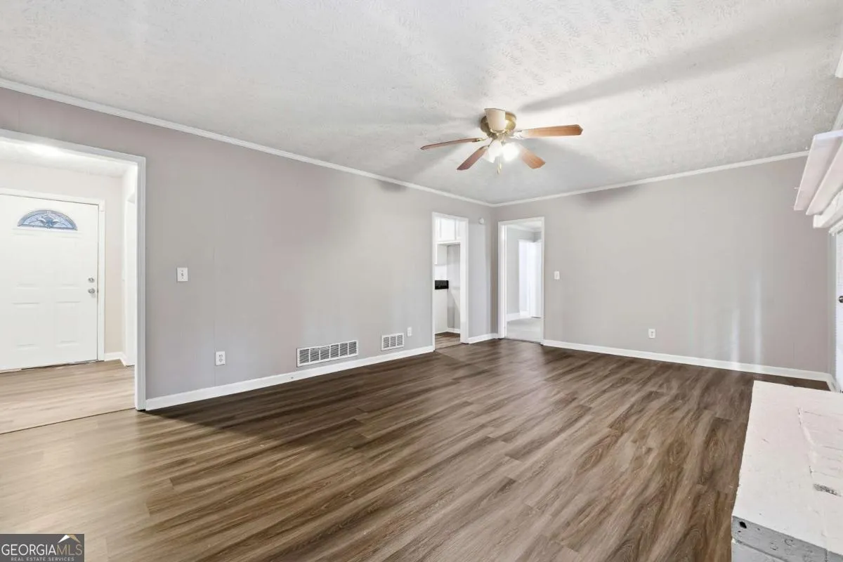 6653 Prinston Cir — photo 18 of 25