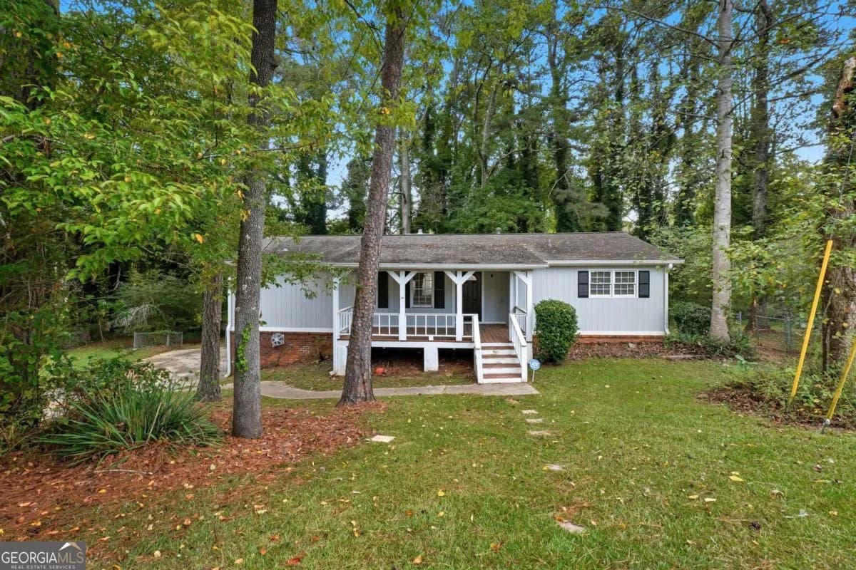 6653 Prinston Cir, Douglasville