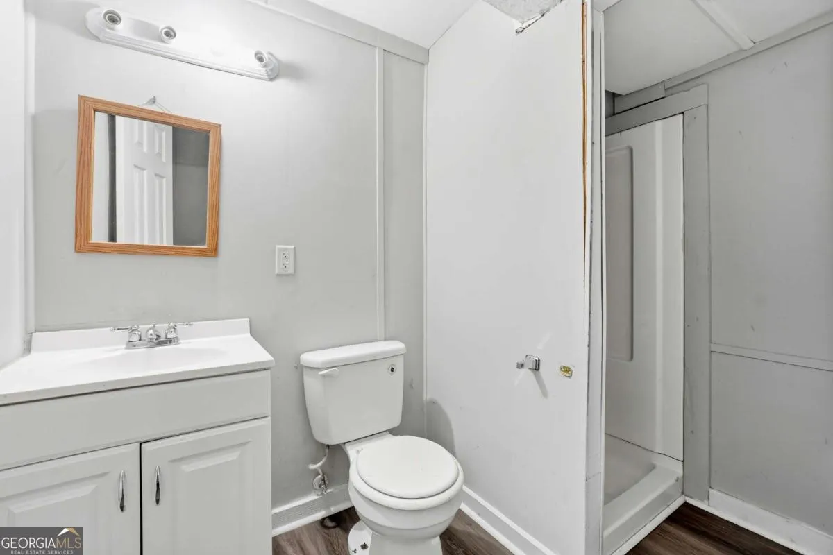 6653 Prinston Cir — photo 4 of 25