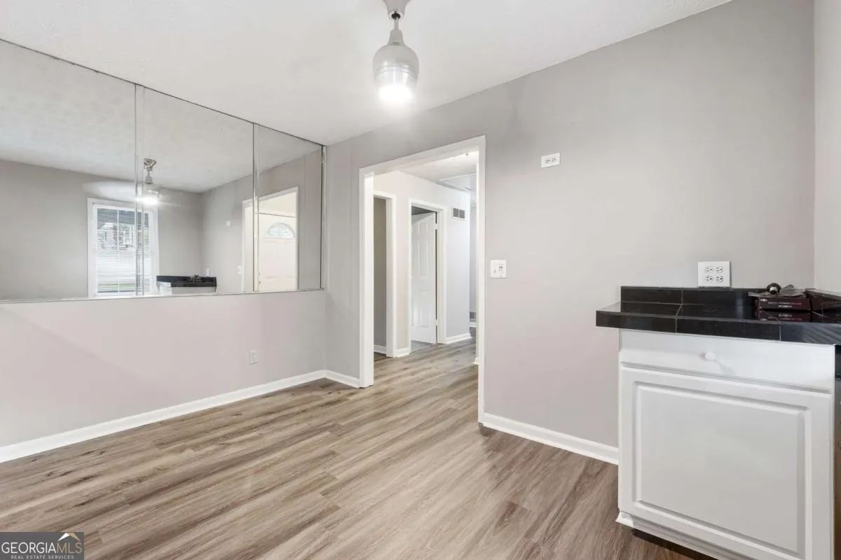 6653 Prinston Cir — photo 23 of 25