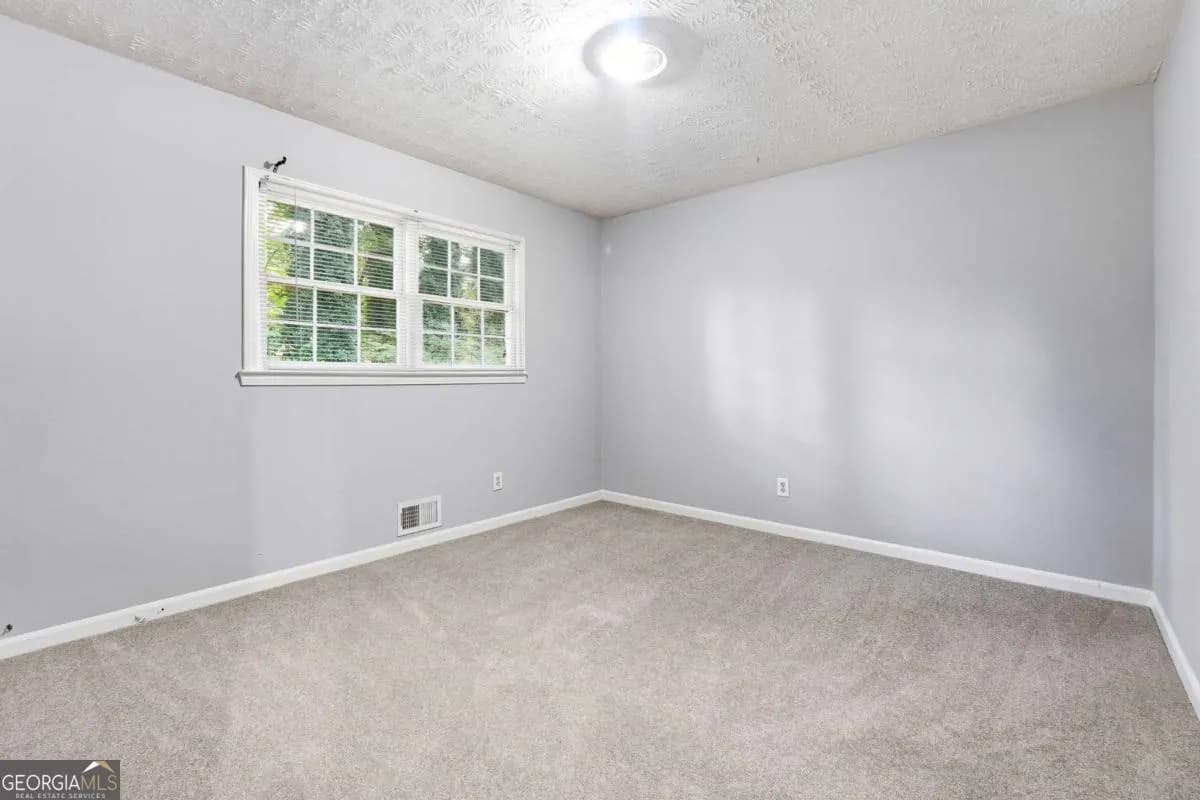 6653 Prinston Cir — photo 24 of 25