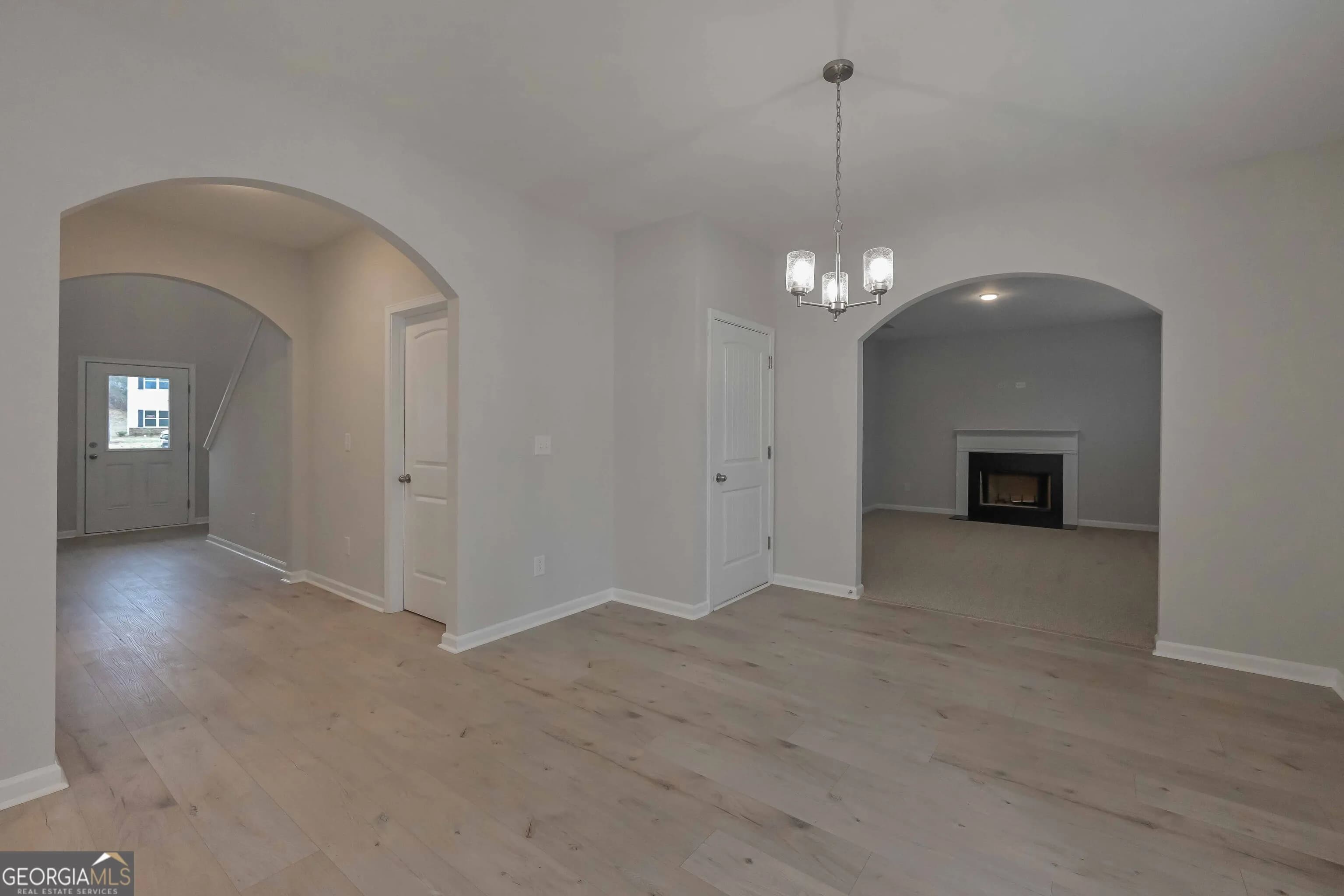 489 Charleston Pl — photo 5 of 36