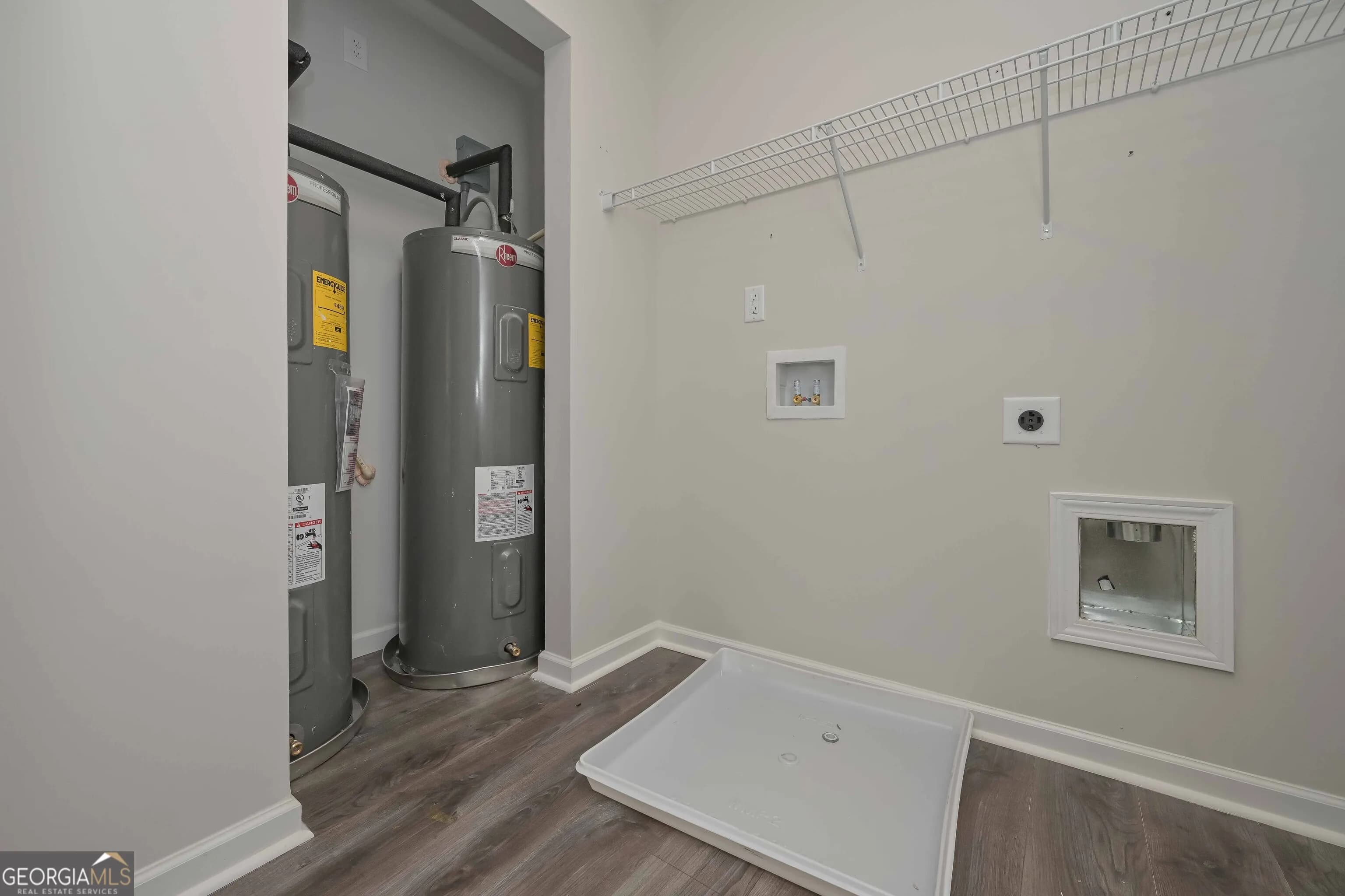 487 Charleston Pl — photo 12 of 34