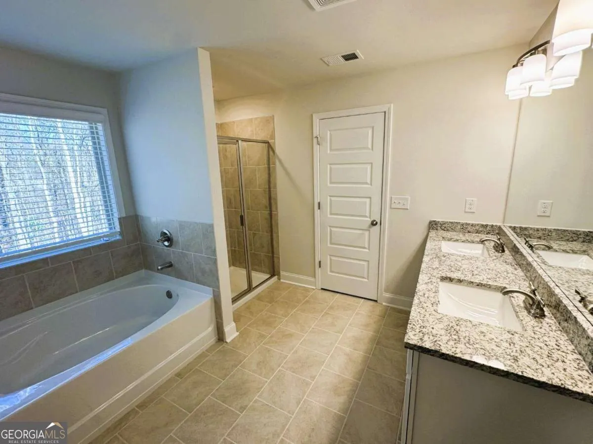 2180 Highridge Pt — photo 12 of 25