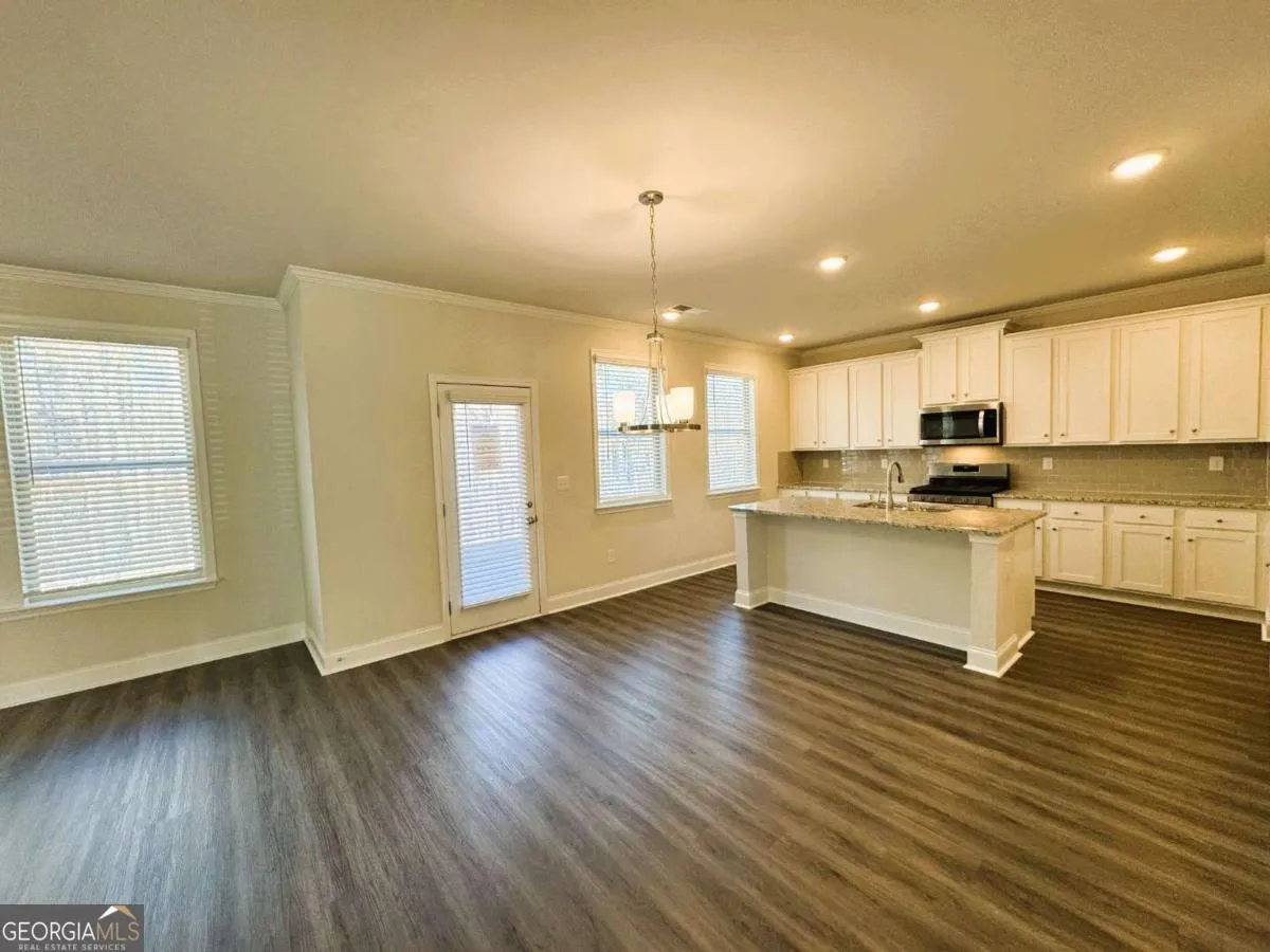 2180 Highridge Pt — photo 5 of 25