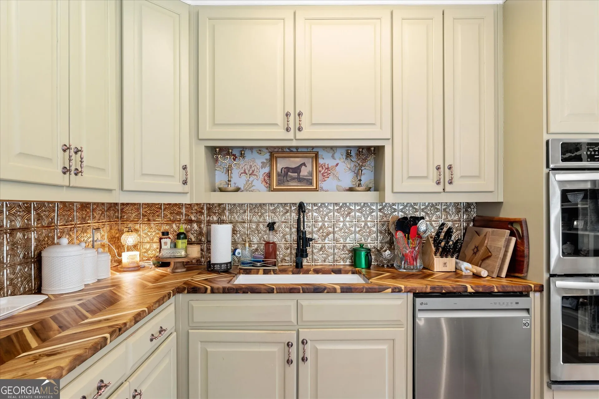 3880 Fern Springs Ln — photo 8 of 83