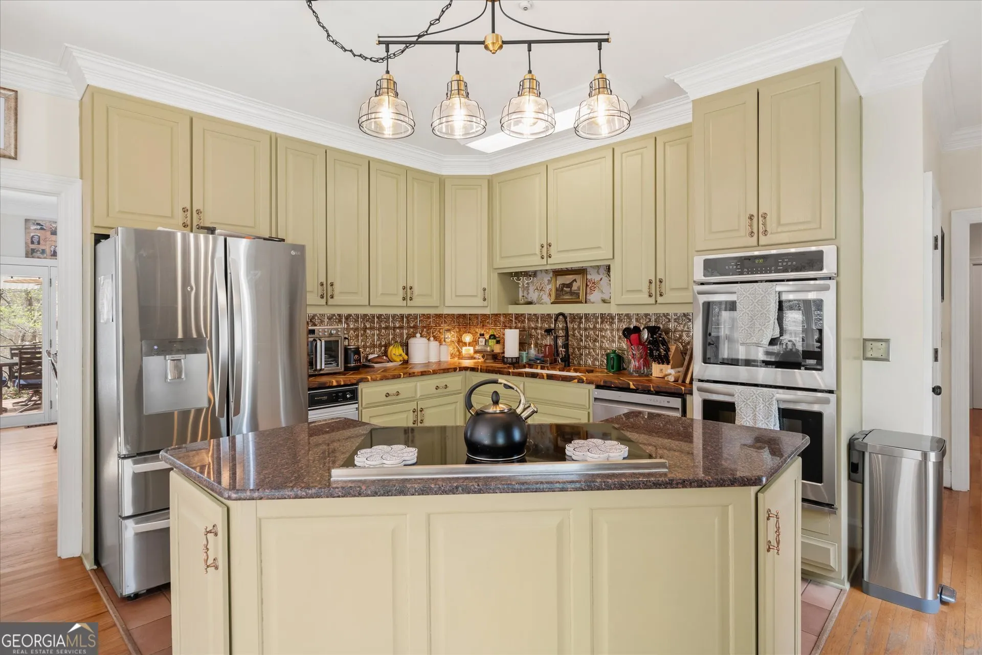 3880 Fern Springs Ln — photo 6 of 83