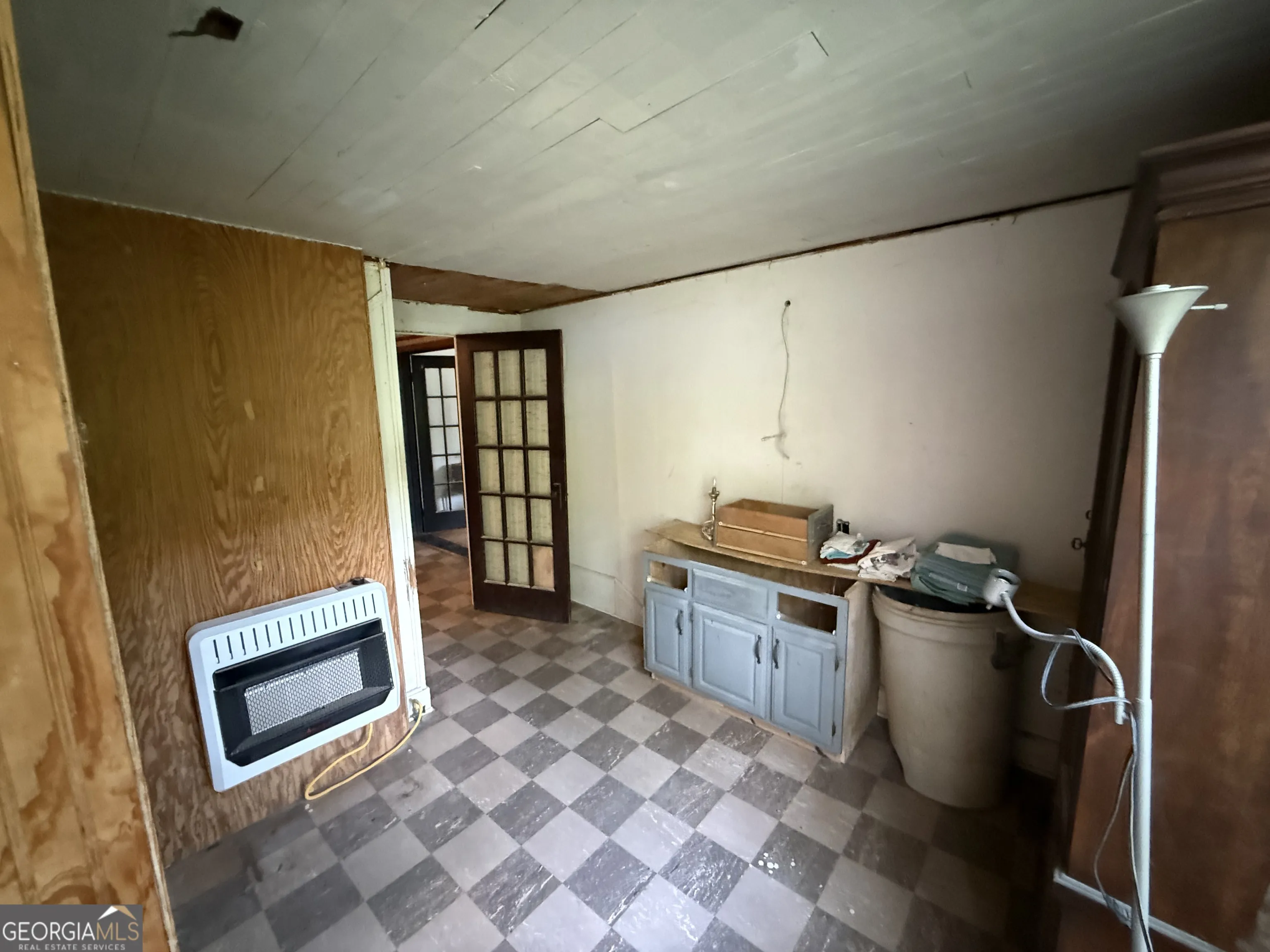 610 E Johnson St — photo 19 of 20