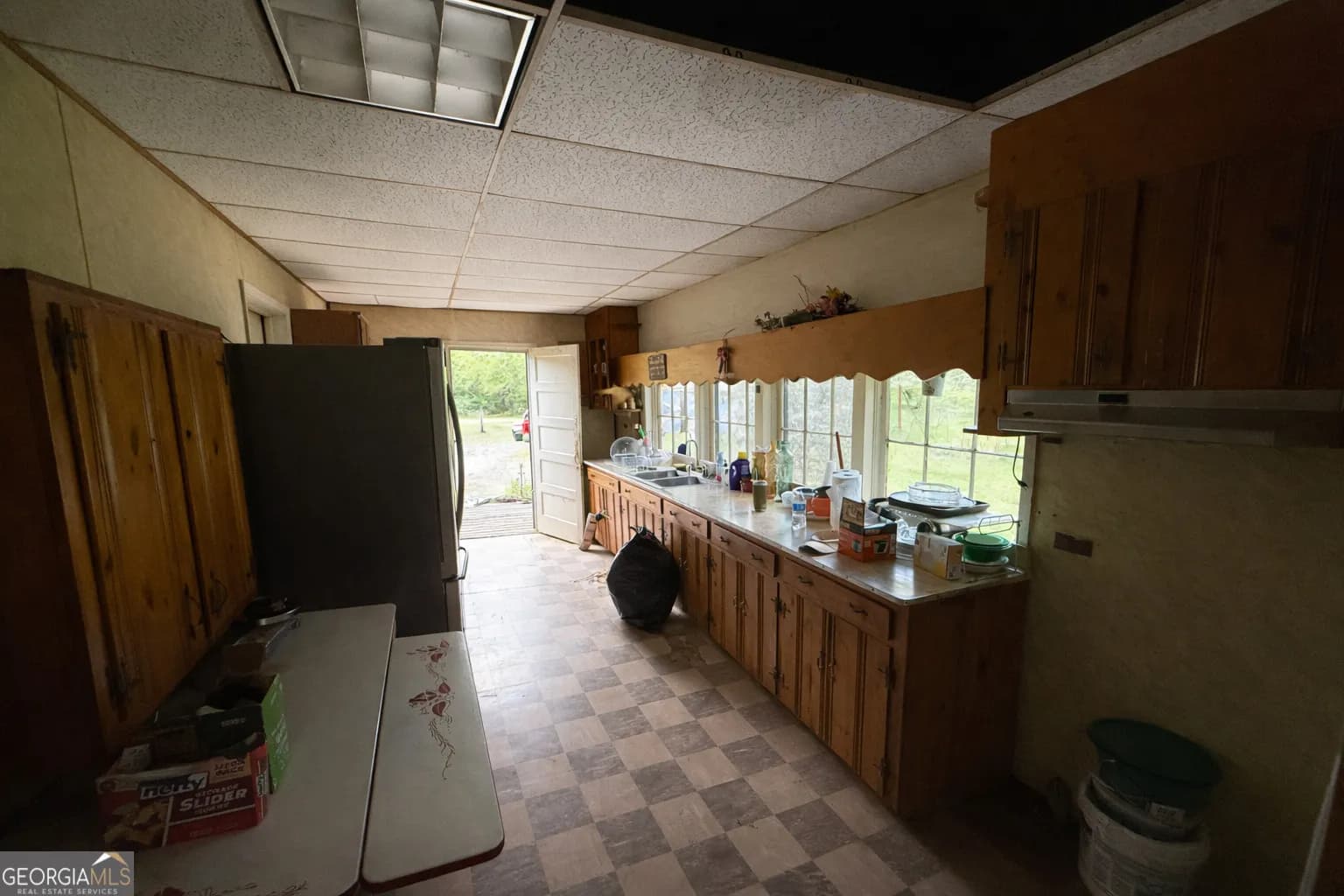 610 E Johnson St — photo 3 of 20