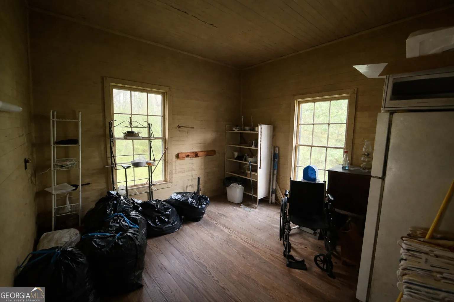 610 E Johnson St — photo 17 of 20