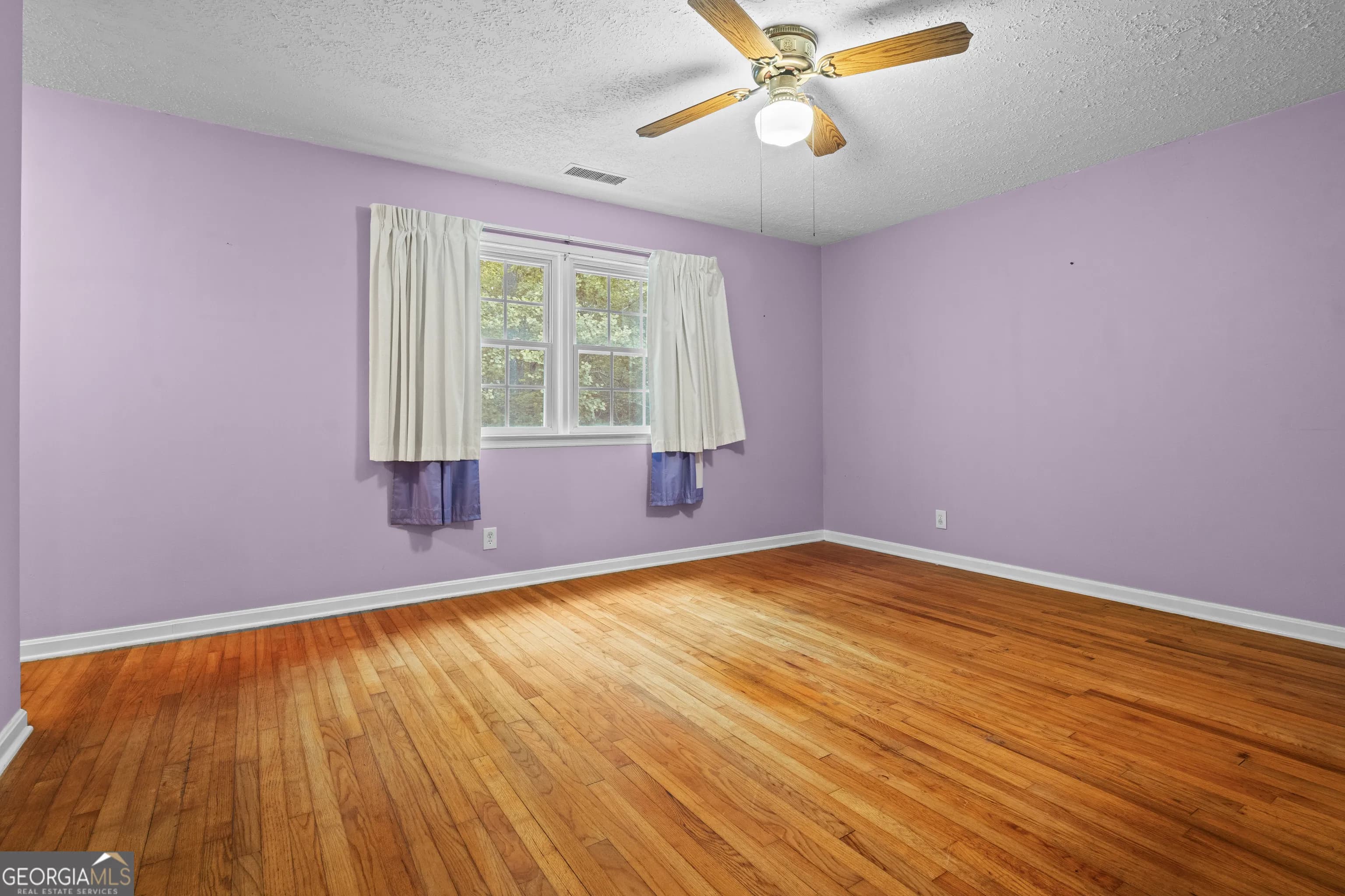768 Burwell Rd — photo 7 of 44