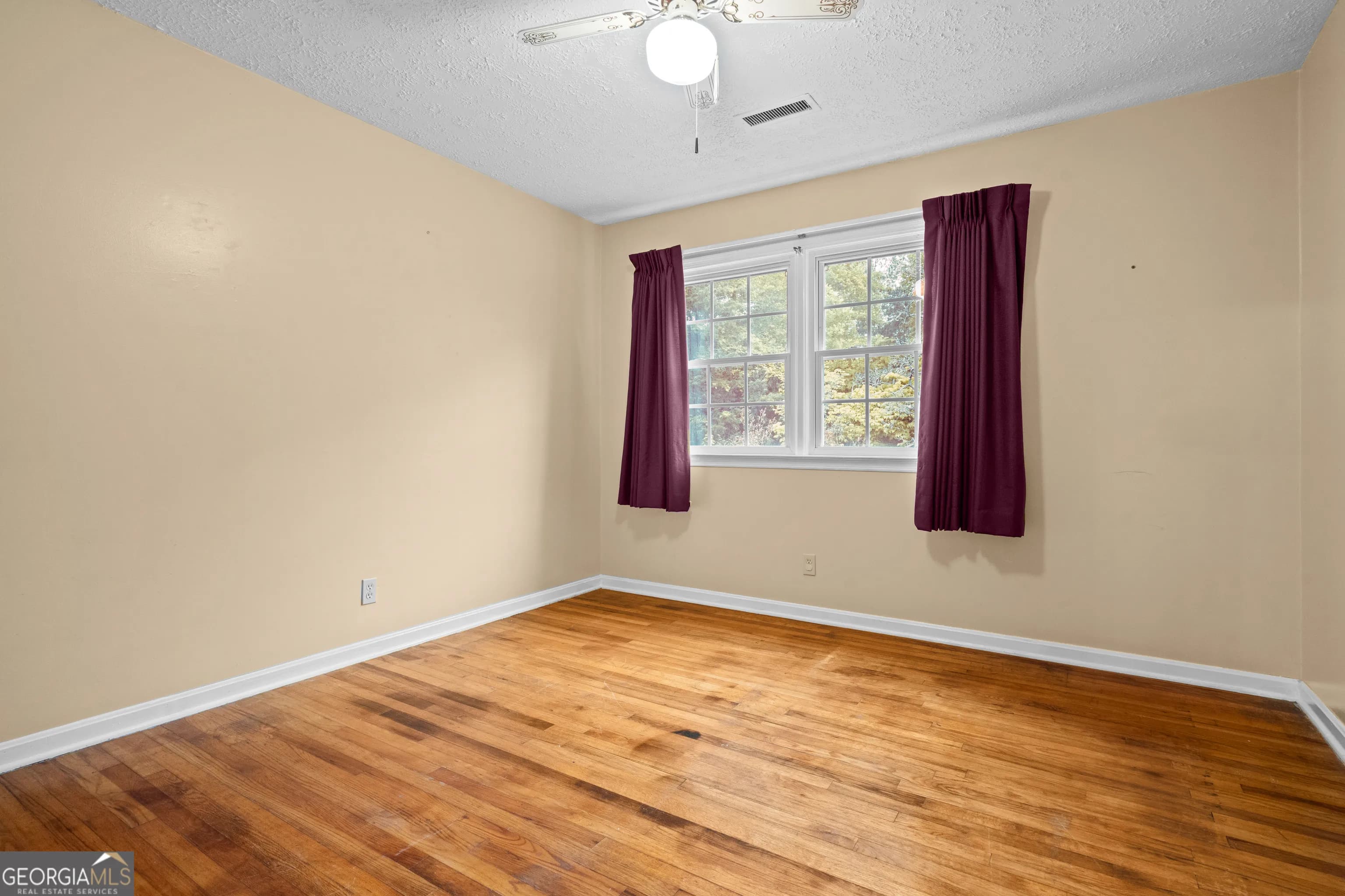 768 Burwell Rd — photo 11 of 44
