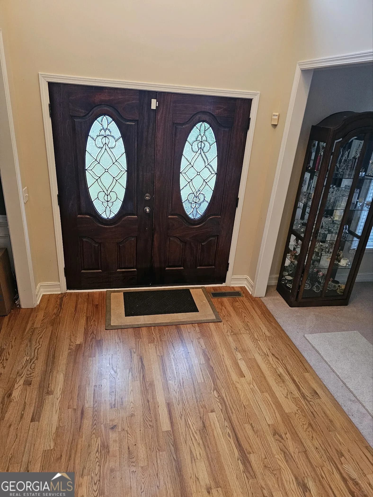 9904 Hamilton Dr — photo 2 of 21