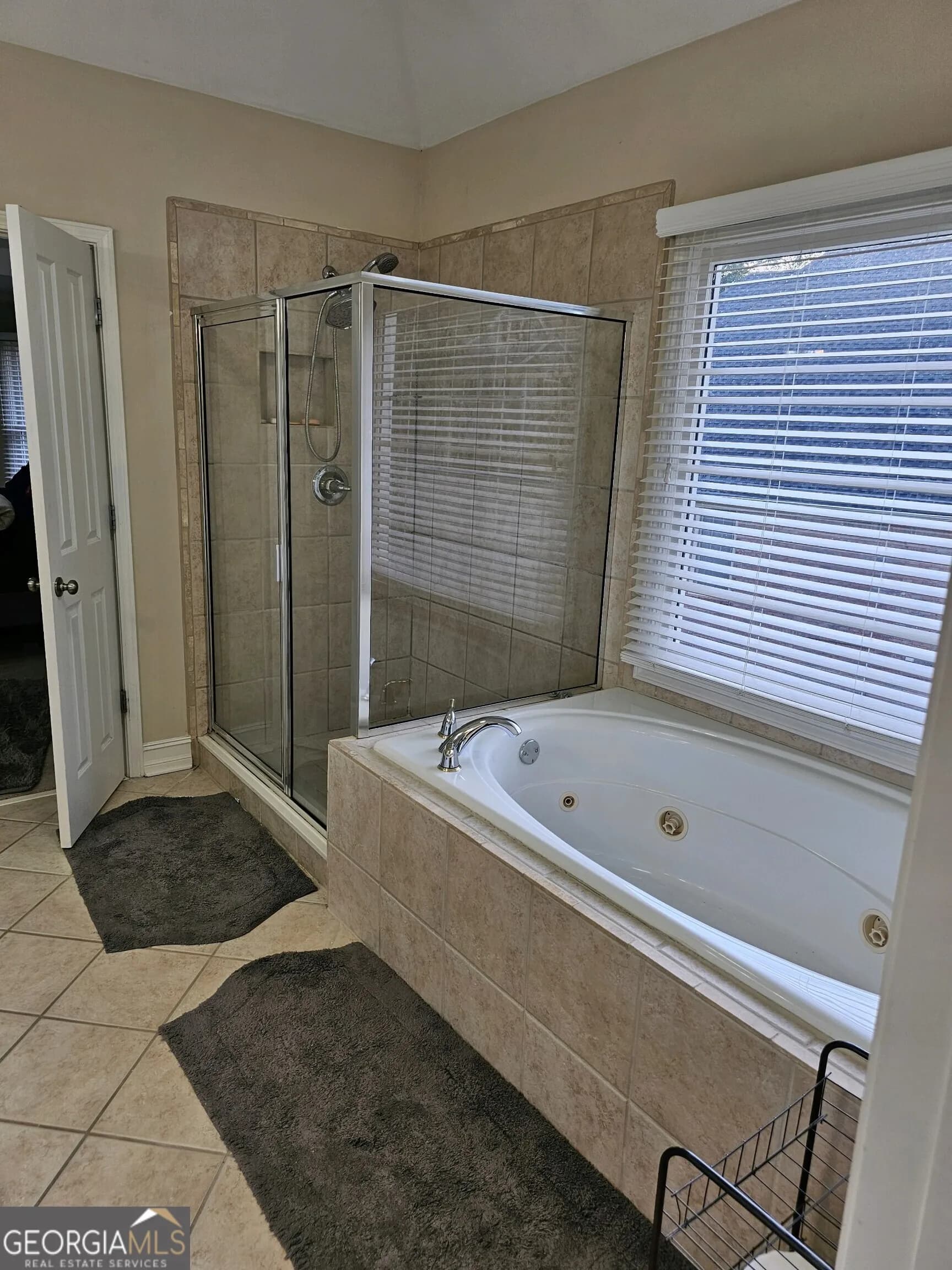 9904 Hamilton Dr — photo 11 of 21