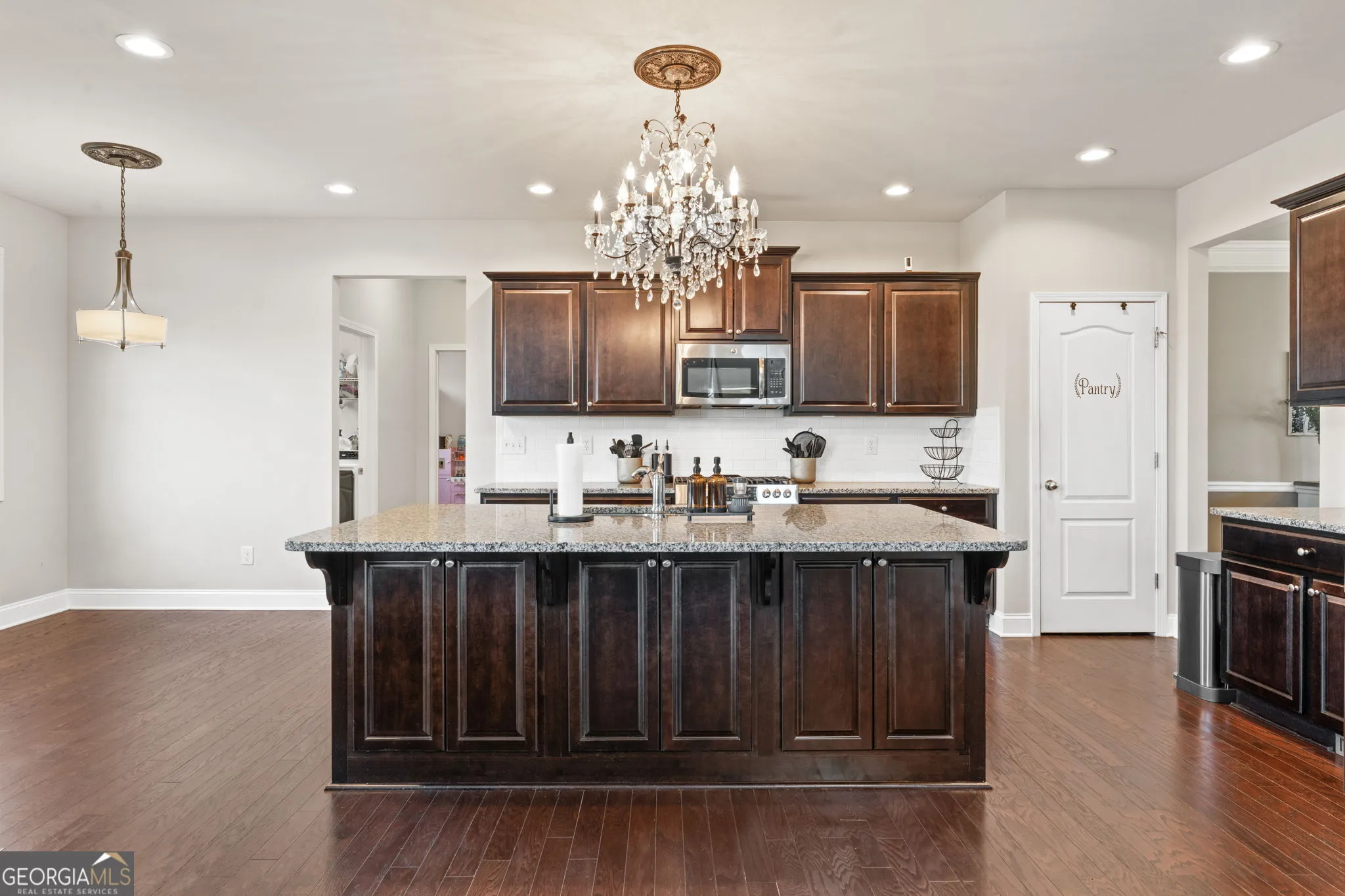 303 Eagle Rock Dr — photo 44 of 44