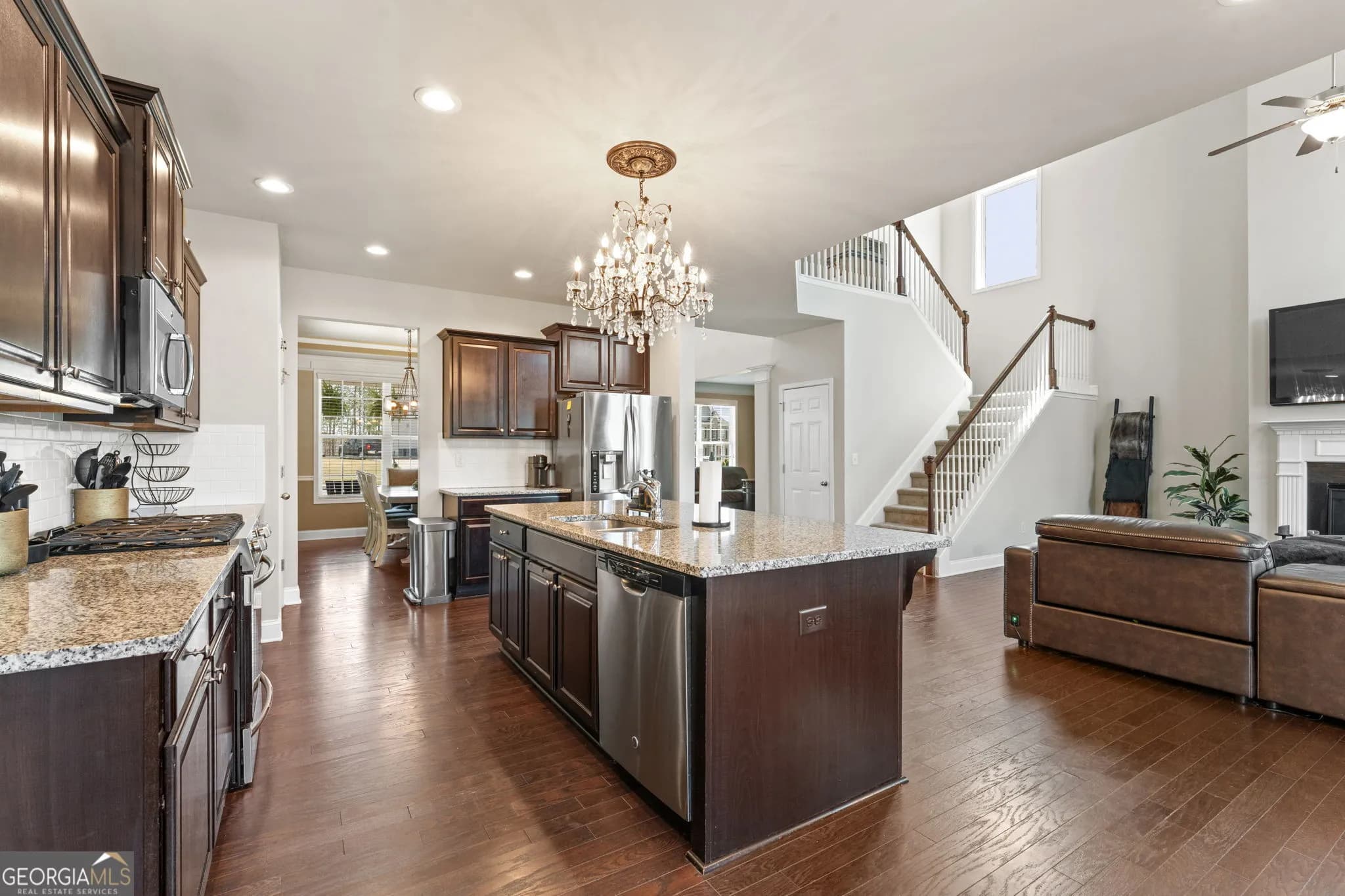 303 Eagle Rock Dr — photo 9 of 44