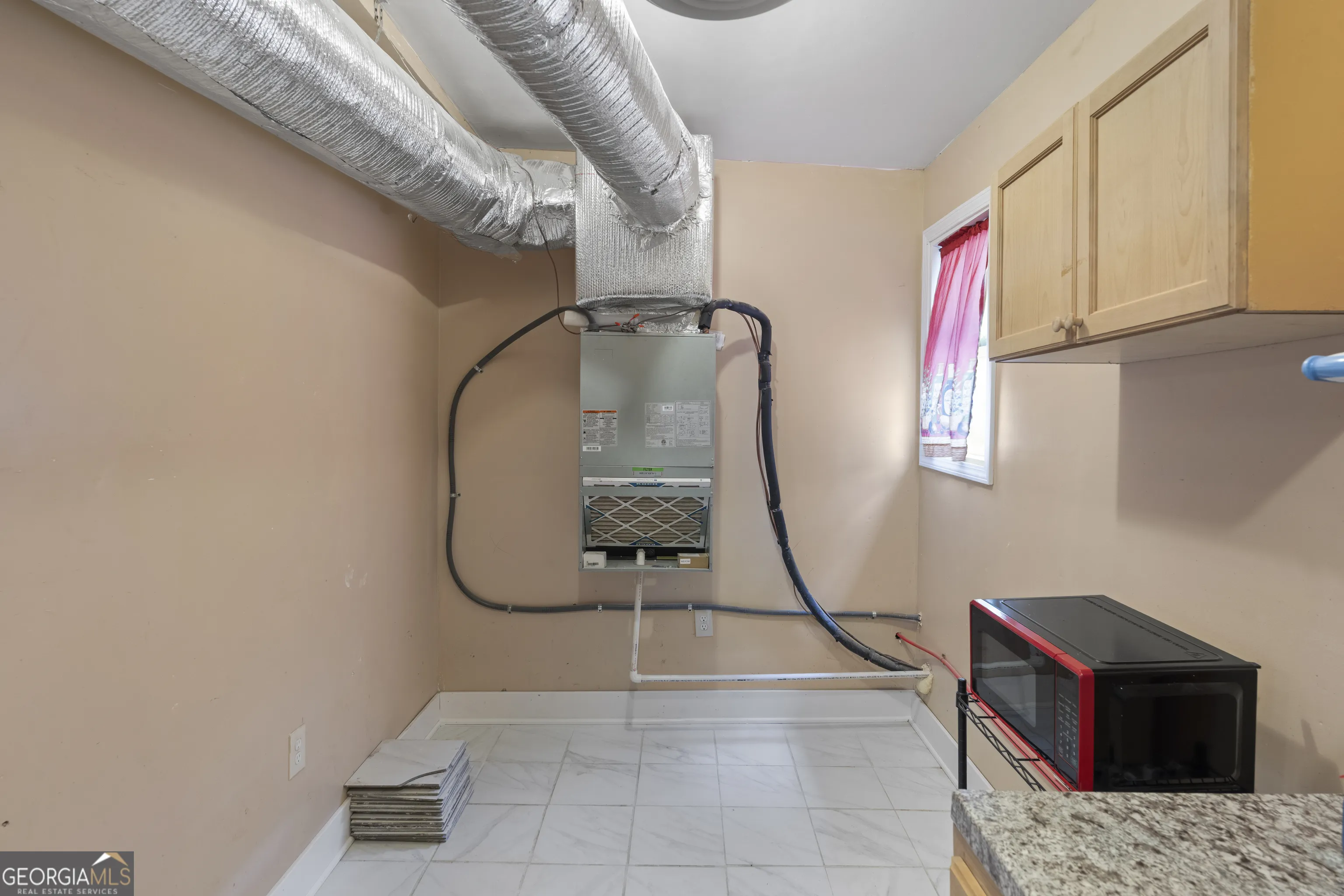 3209 Peachtree St — photo 23 of 24