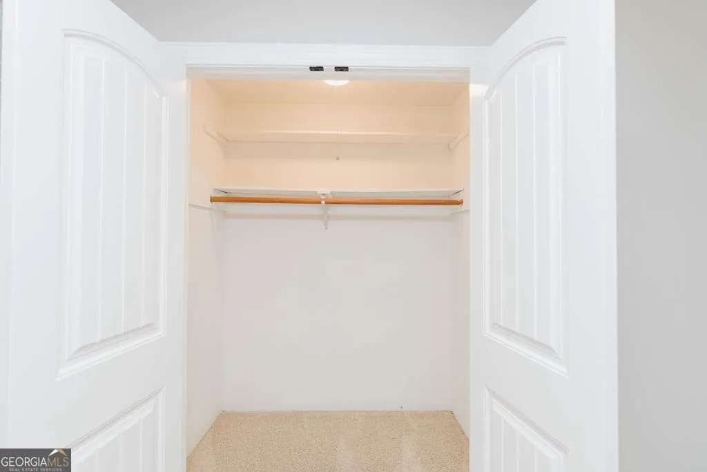 190 Fairlawn Dr — photo 55 of 103