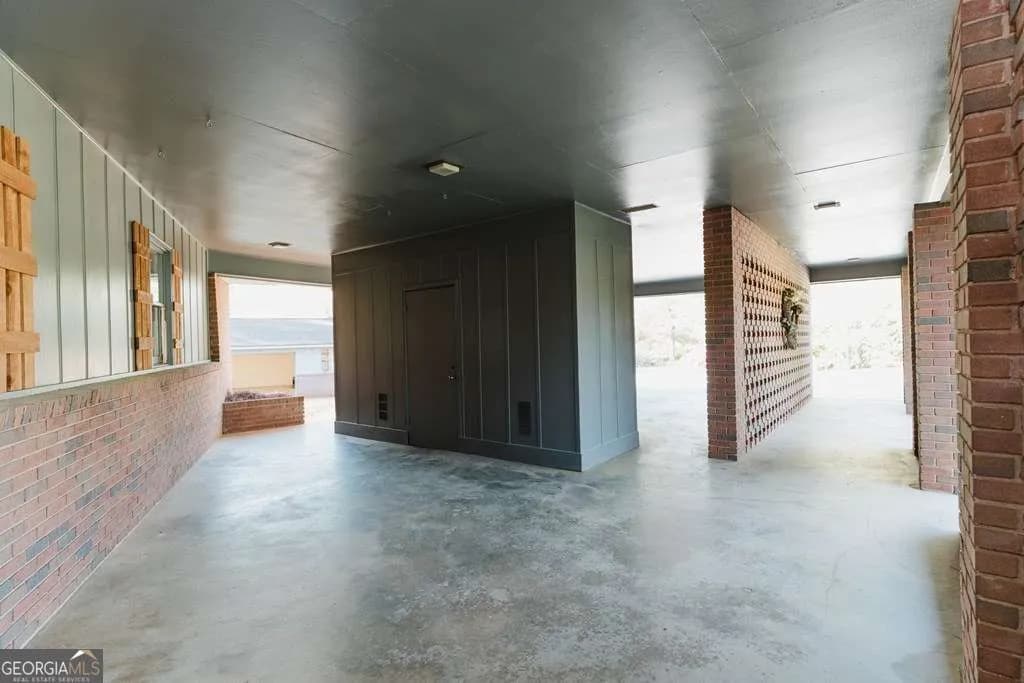 190 Fairlawn Dr — photo 15 of 103