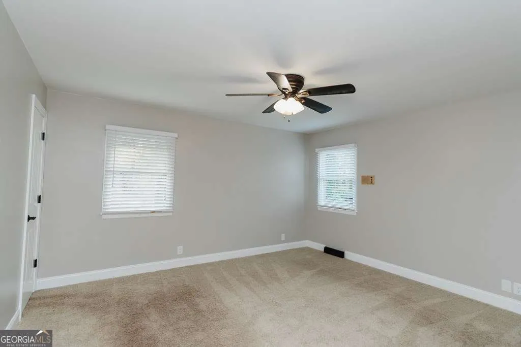 190 Fairlawn Dr — photo 54 of 103
