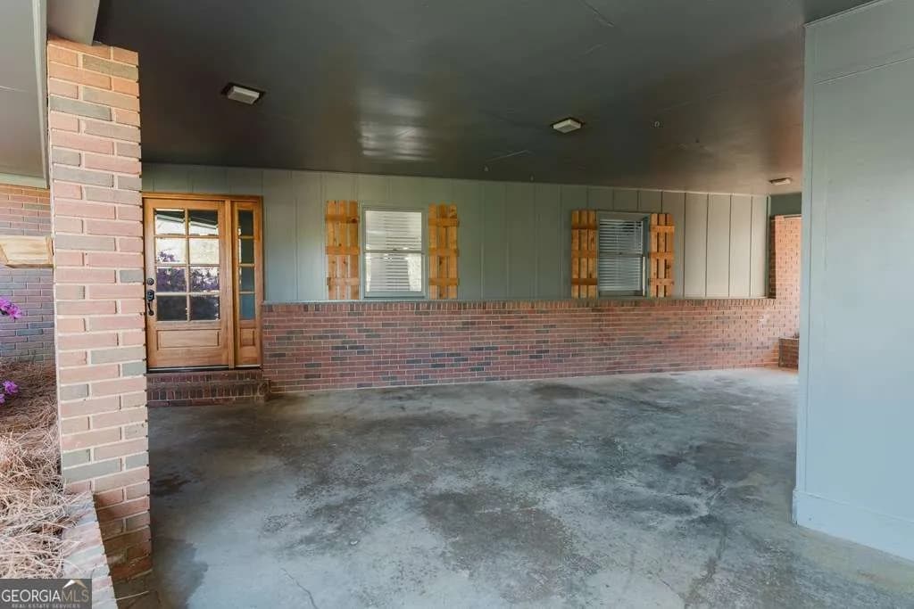 190 Fairlawn Dr — photo 14 of 103