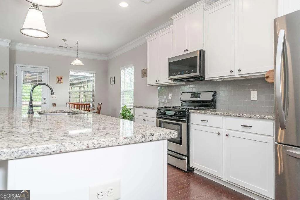 49 Berkford Cir — photo 11 of 44