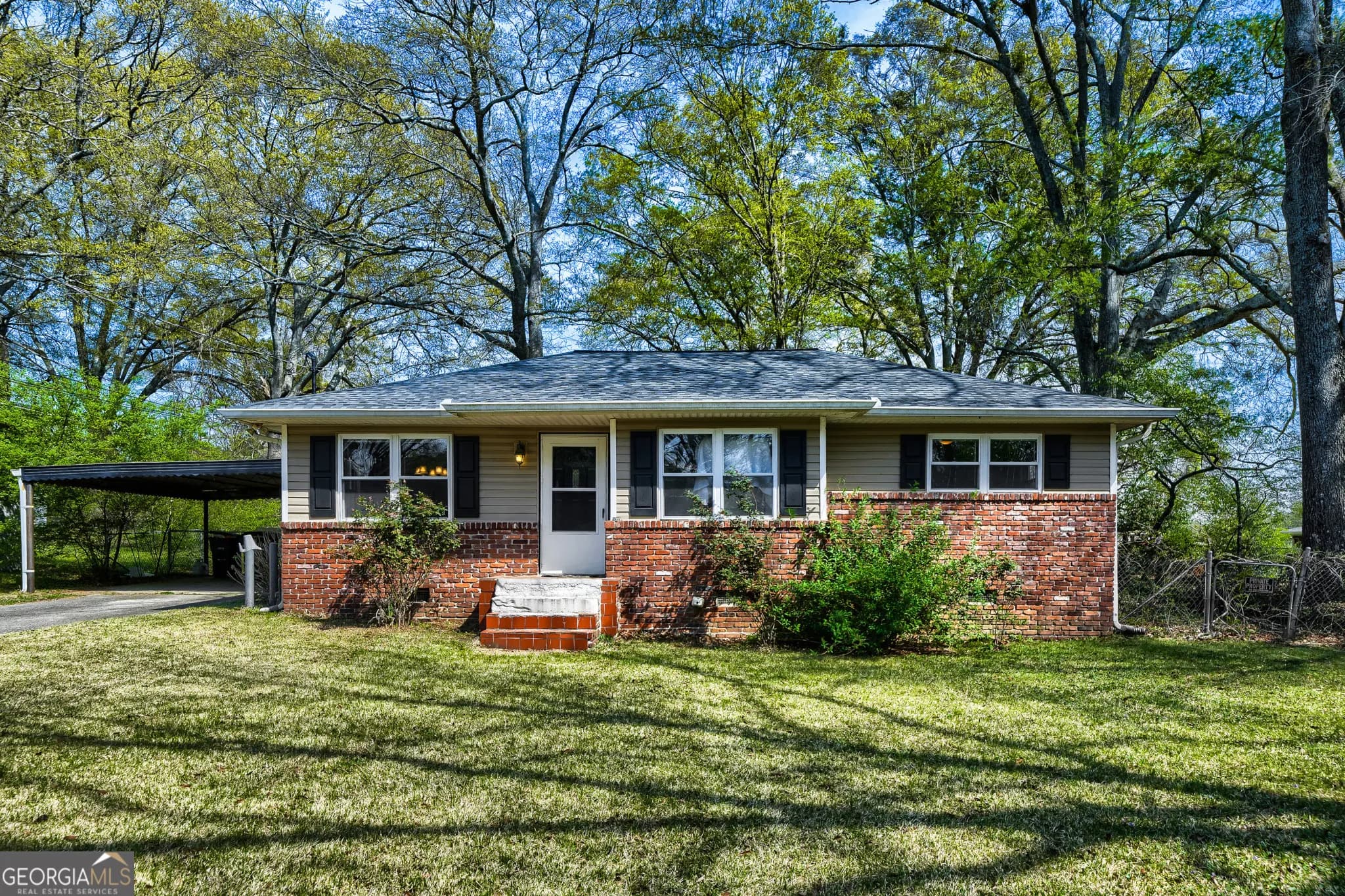 8504 Meadowbrook Dr — photo 13 of 29