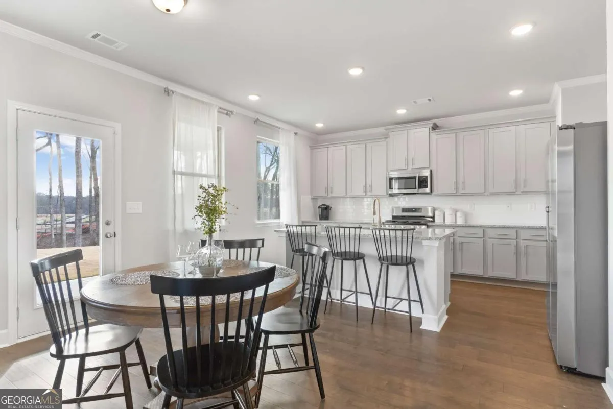 2260 Highridge Pt — photo 6 of 38