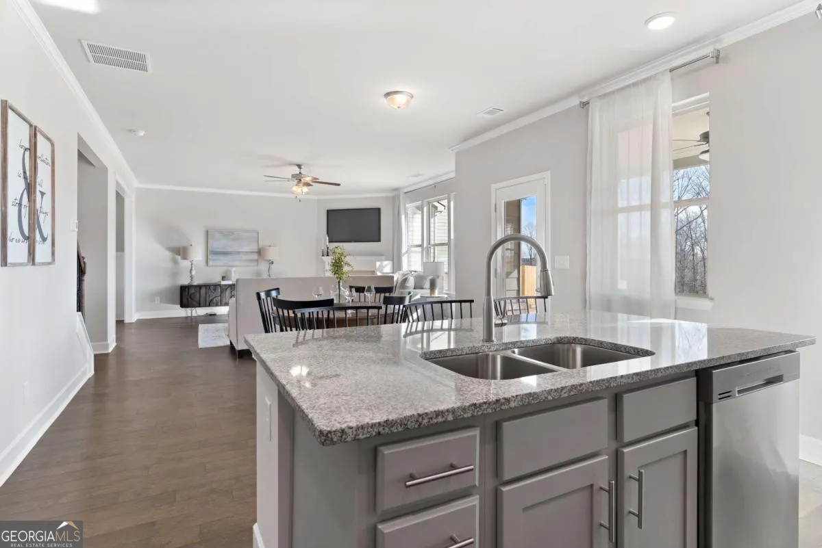 2260 Highridge Pt — photo 10 of 38
