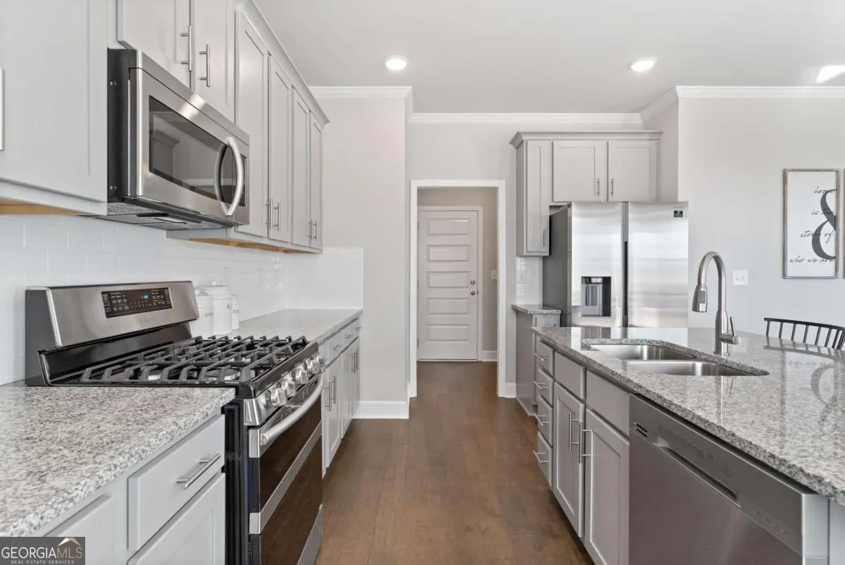 2260 Highridge Pt — photo 12 of 38