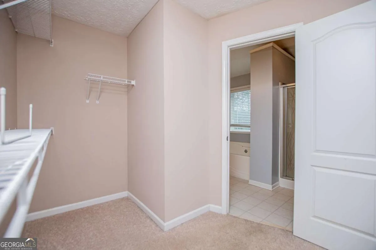 728 Sycamore Dr — photo 17 of 44