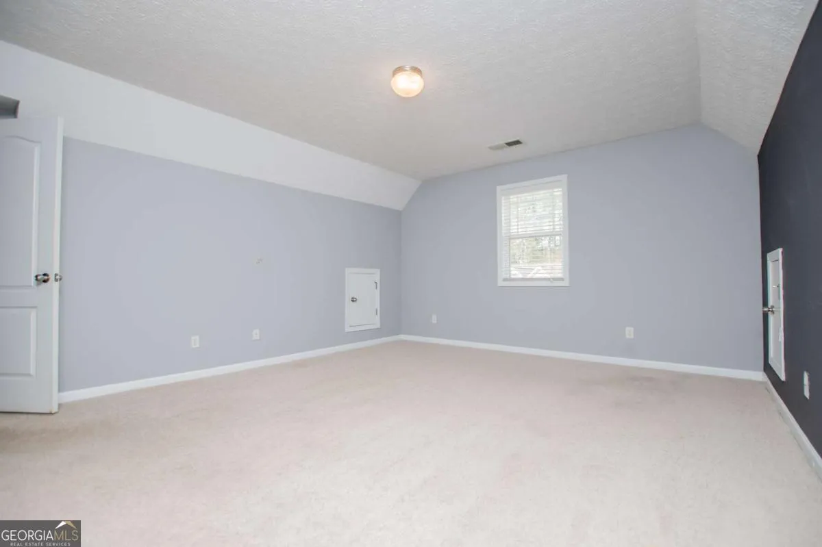 728 Sycamore Dr — photo 21 of 44
