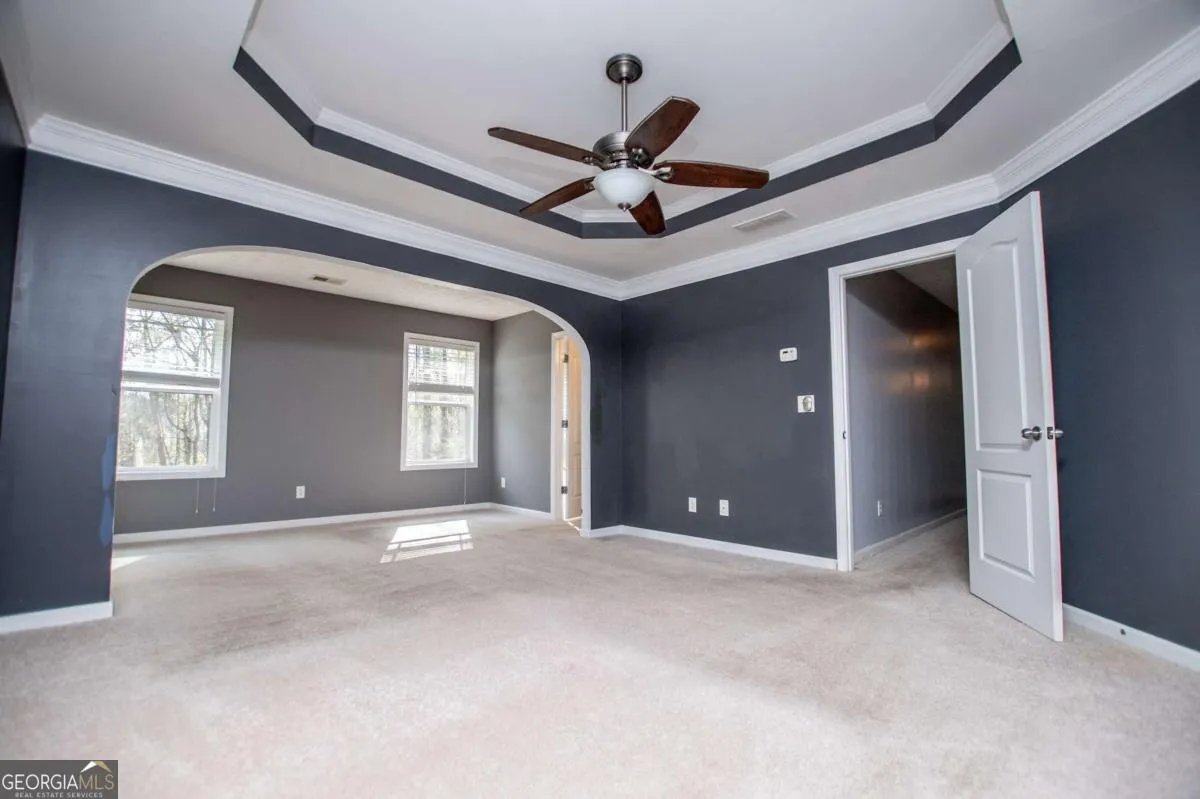 728 Sycamore Dr — photo 12 of 44