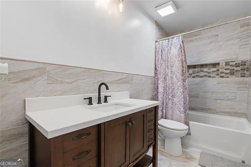1657 Bradmere Ln — photo 8 of 36