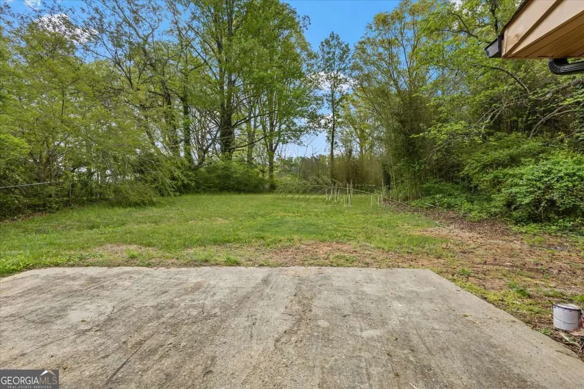 3570 Briar Dr — photo 13 of 27