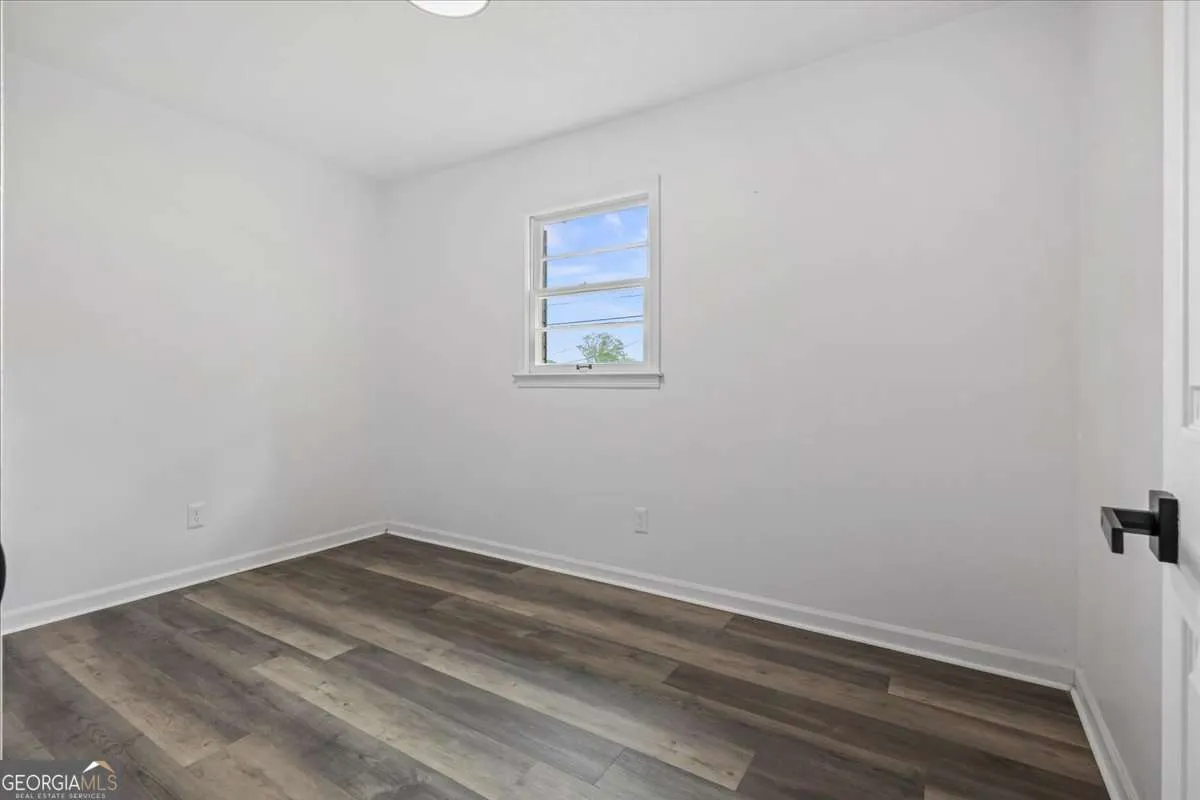 3570 Briar Dr — photo 5 of 27