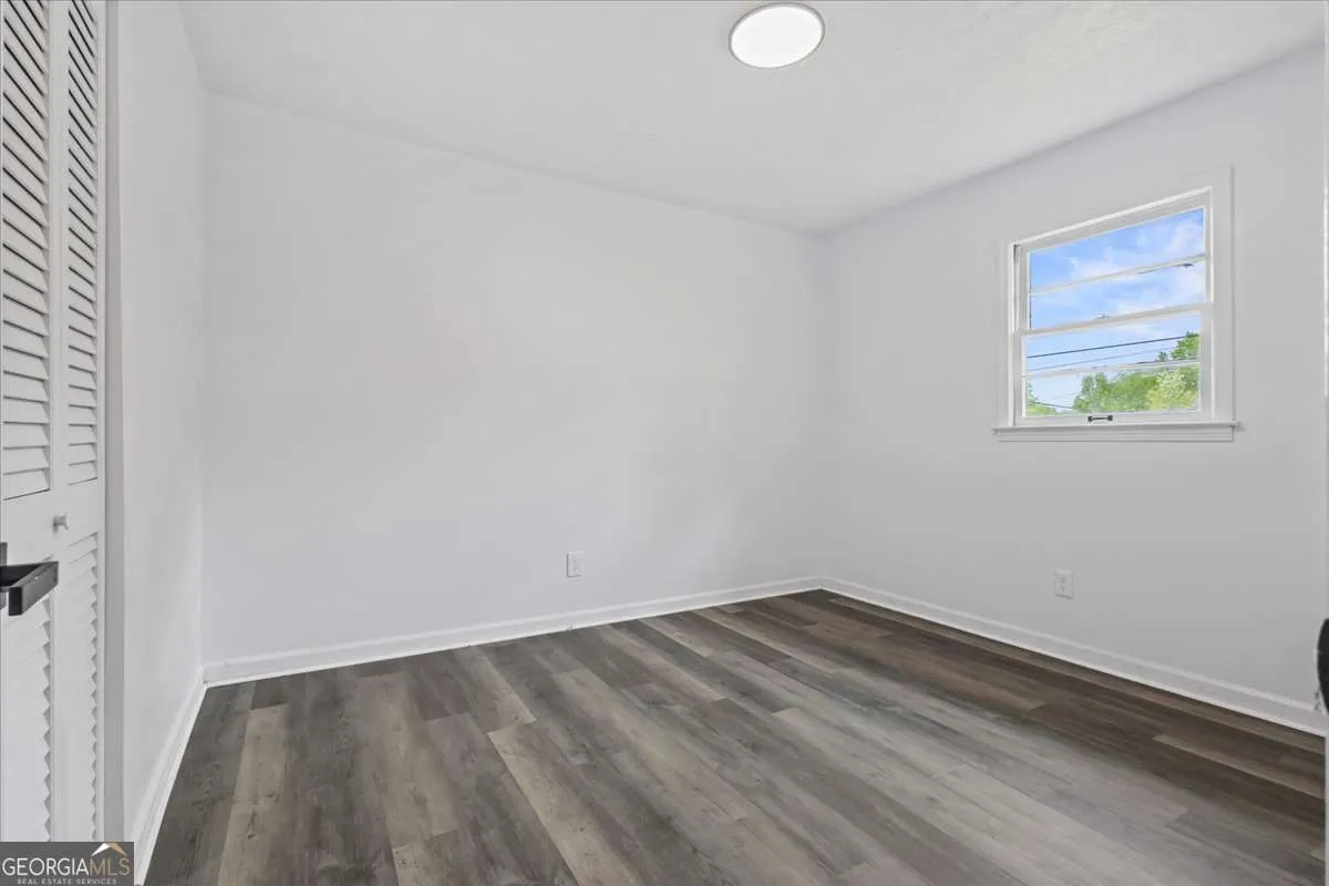 3570 Briar Dr — photo 7 of 27