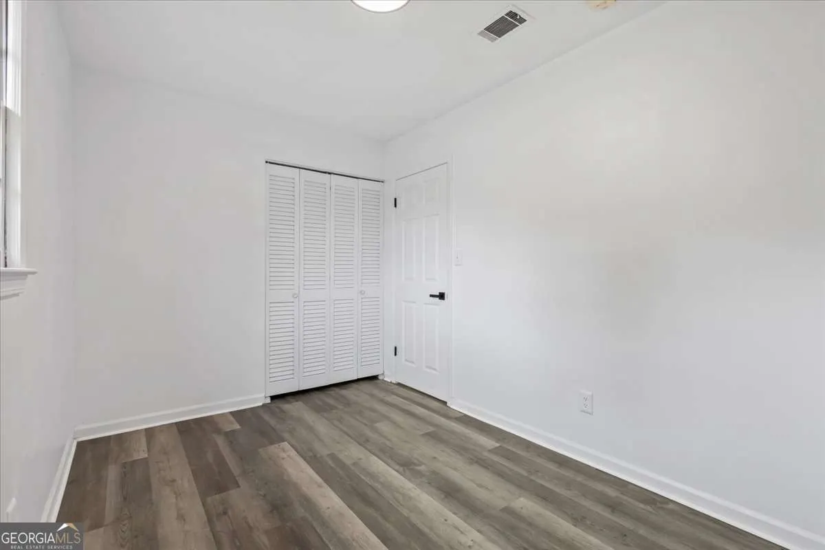 3570 Briar Dr — photo 6 of 27