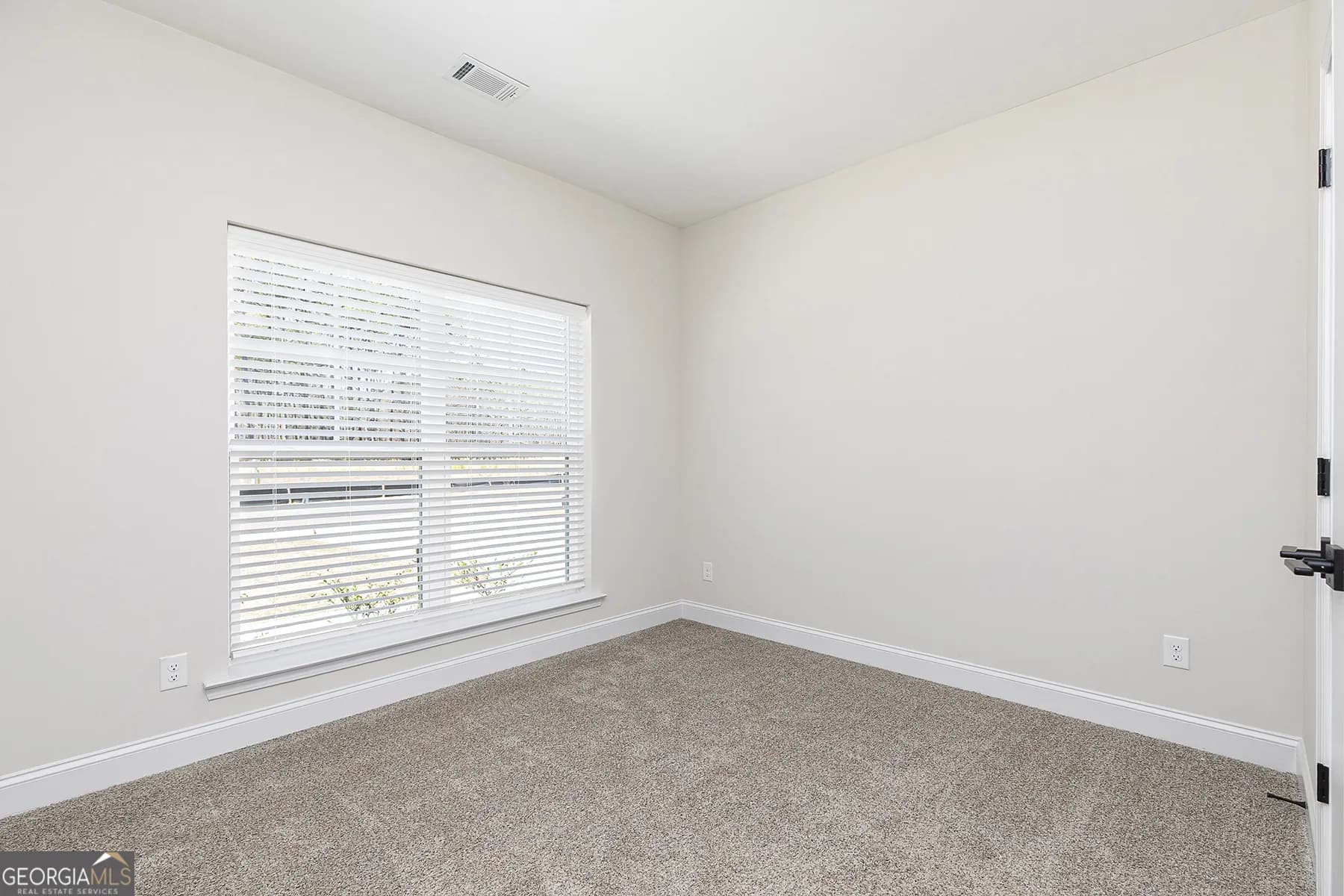 378 Cantrell Dr — photo 8 of 18