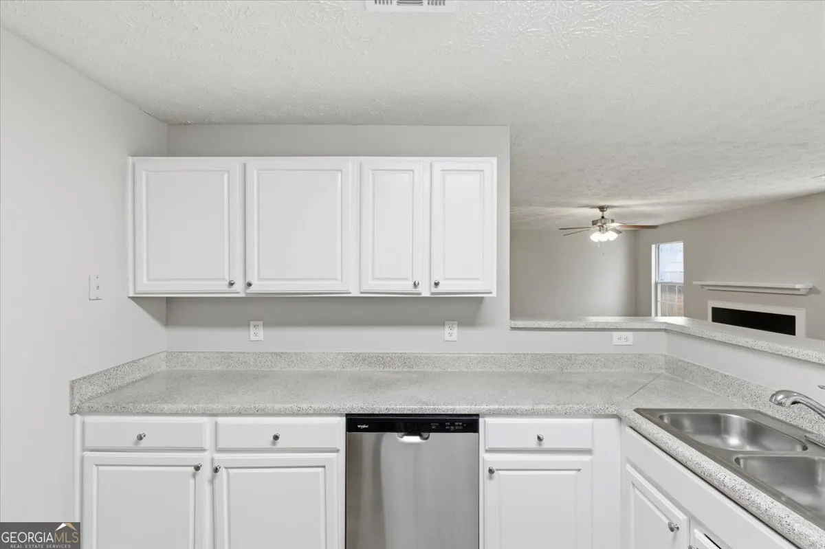 111 Crestbend Ln — photo 34 of 34