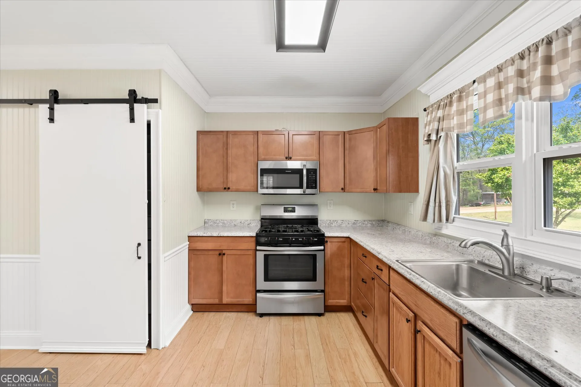 1423 Beulah Church Rd — photo 11 of 44