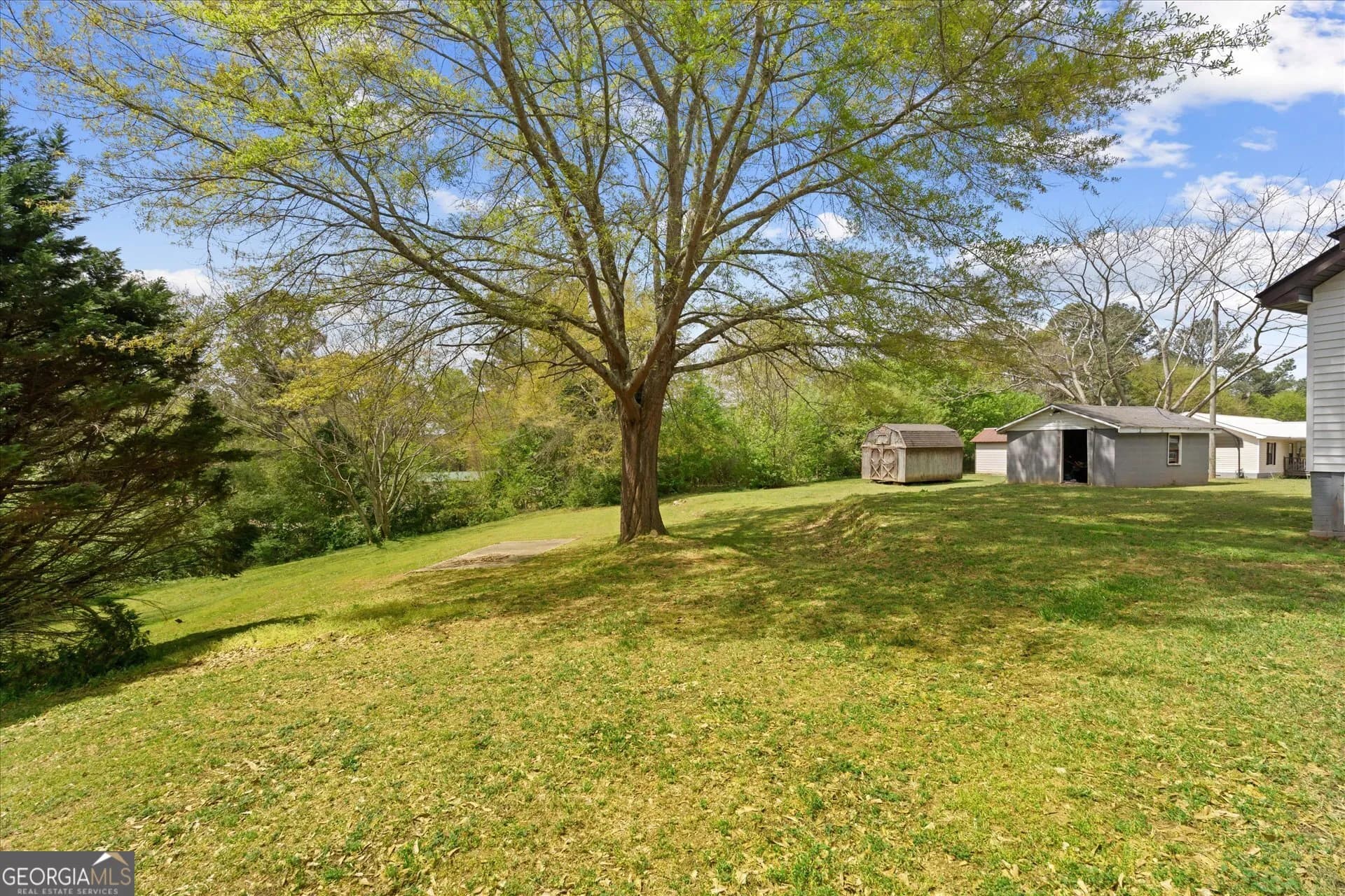 1423 Beulah Church Rd — photo 32 of 44