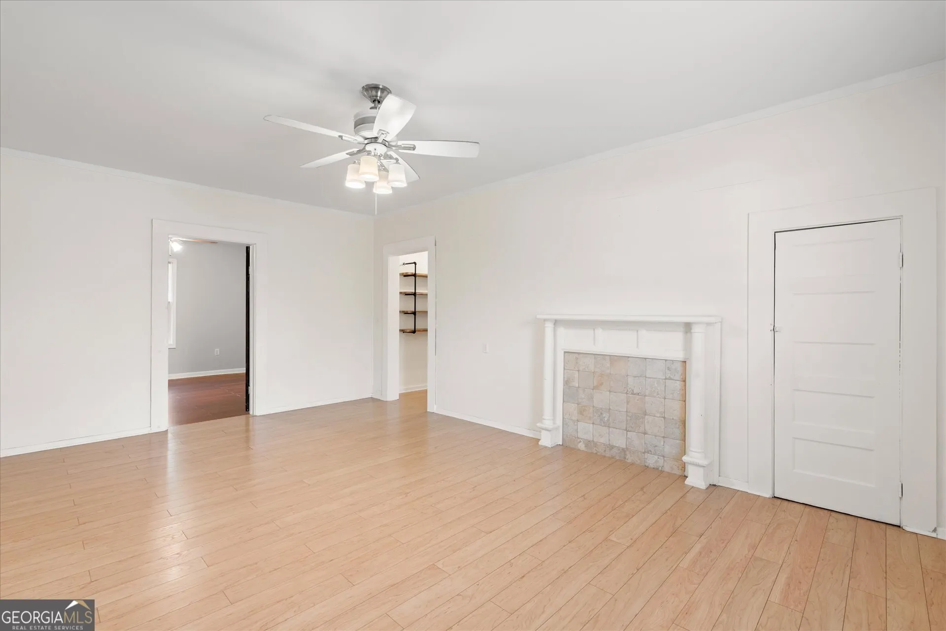 1423 Beulah Church Rd — photo 4 of 44