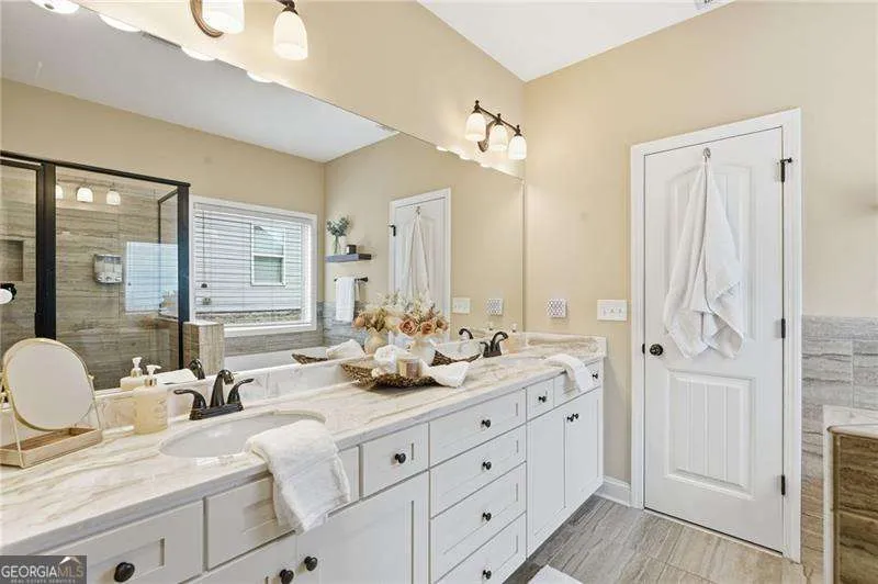266 Cobblestone Trl — photo 18 of 49