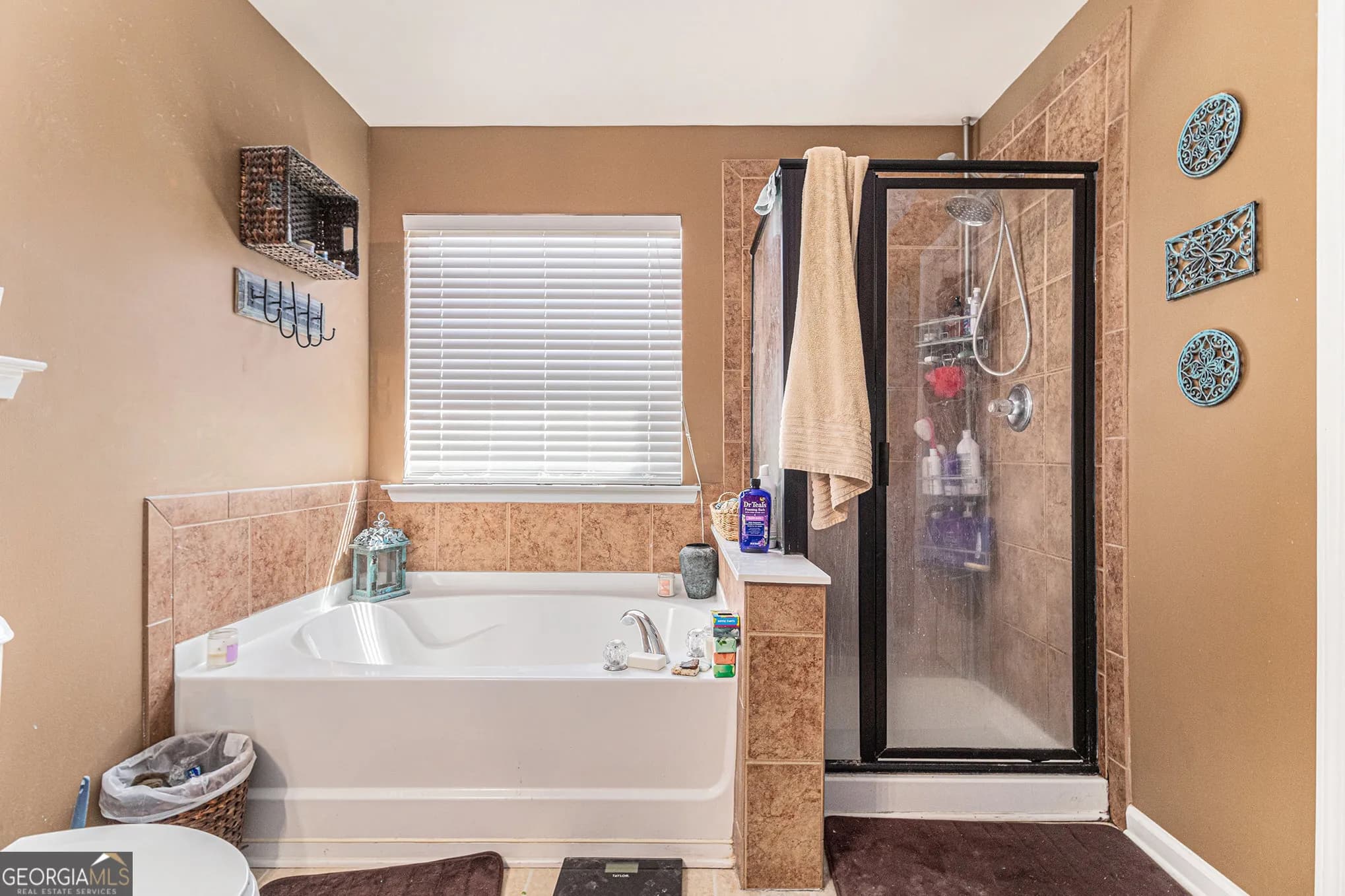 93 Branch Valley Dr — photo 14 of 29