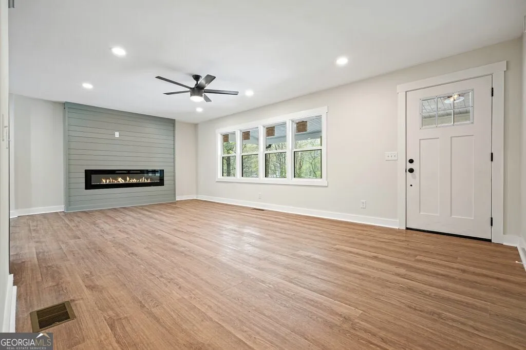 117 Chester Harris Dr — photo 32 of 34