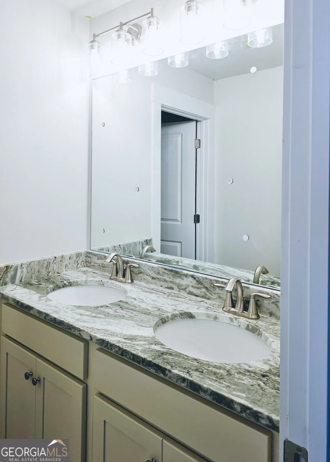 479 Principal Meridian Dr — photo 4 of 18