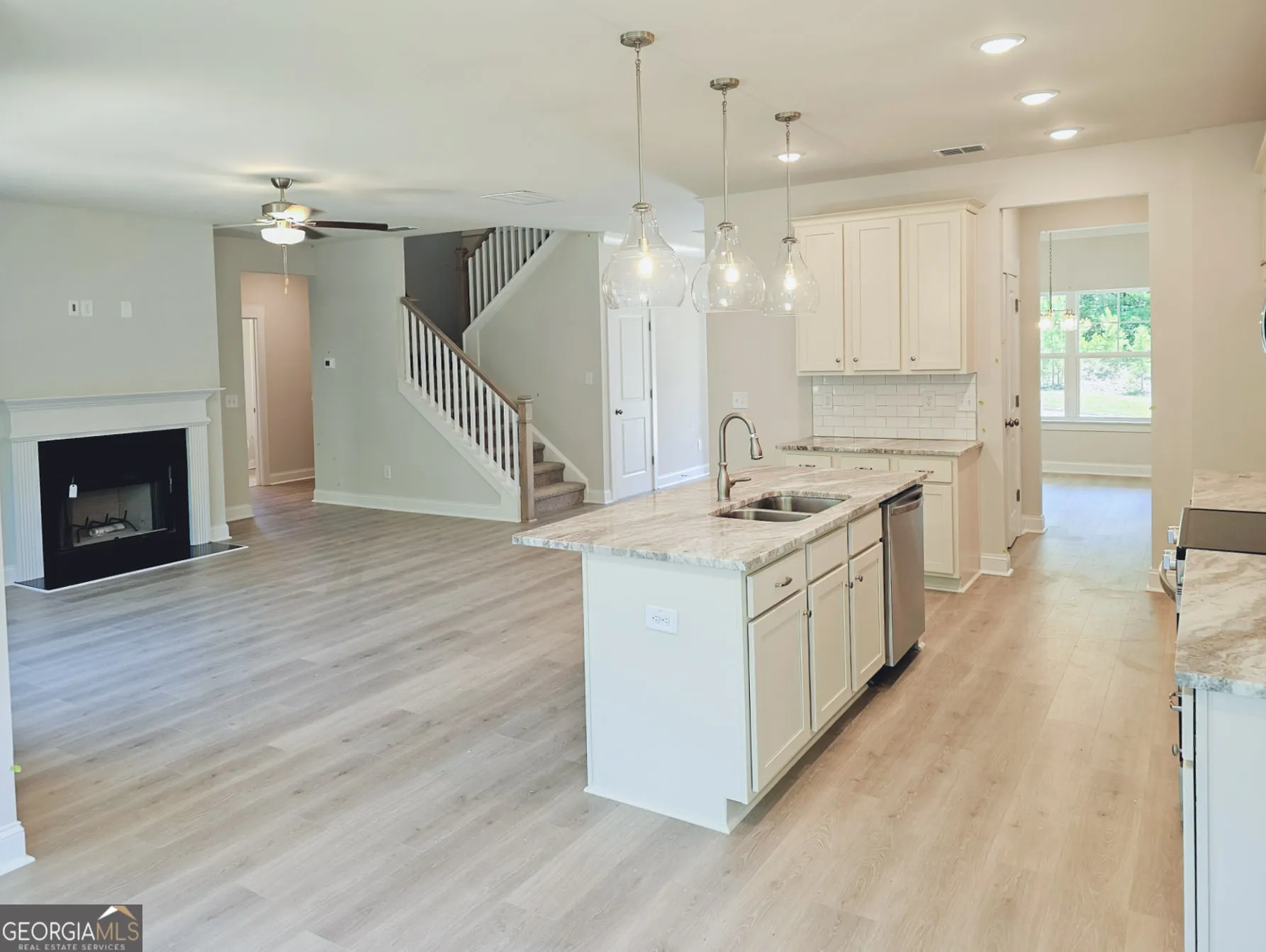 479 Principal Meridian Dr — photo 11 of 18
